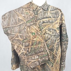 Mossy Oak Hunting Walls Camo Pants and Shirt Men's